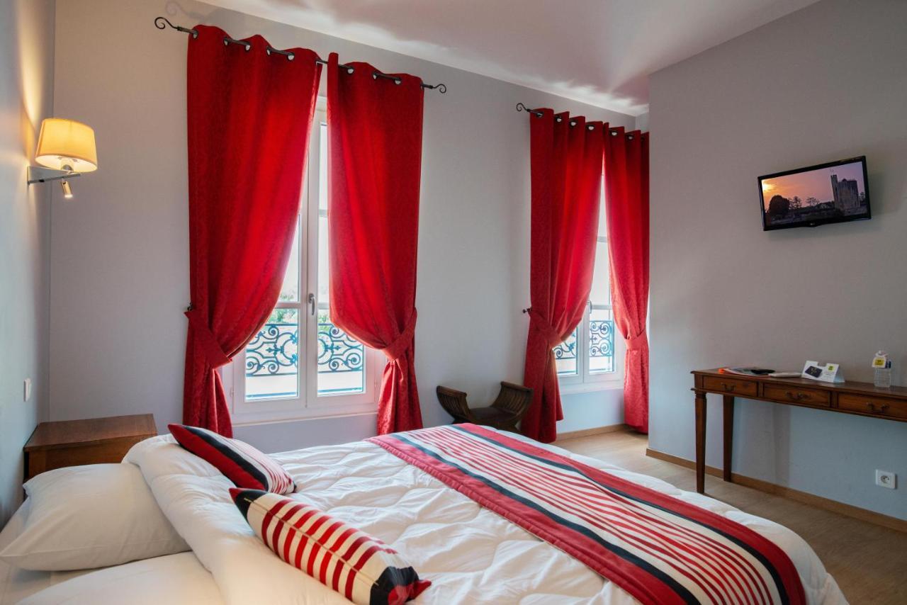 Logis Hotel De La Tour Либурн Экстерьер фото